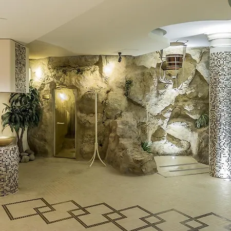 Terme Leonardo 호텔 4*