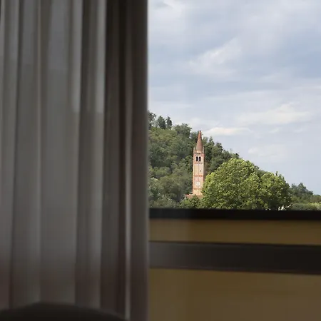 Terme Leonardo 호텔 4*