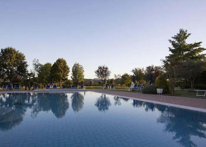 Terme Leonardo מלון 4*