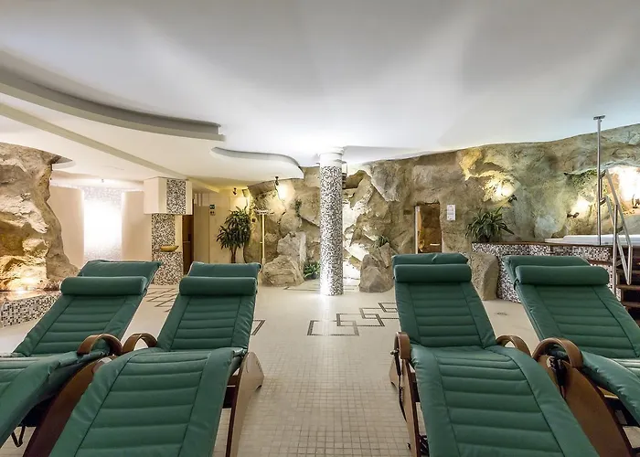 Terme Leonardo אבנו טרמה