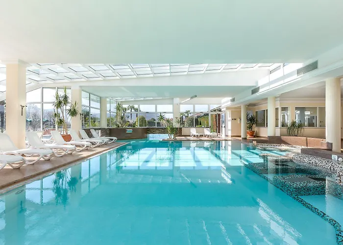 Terme Leonardo מלון