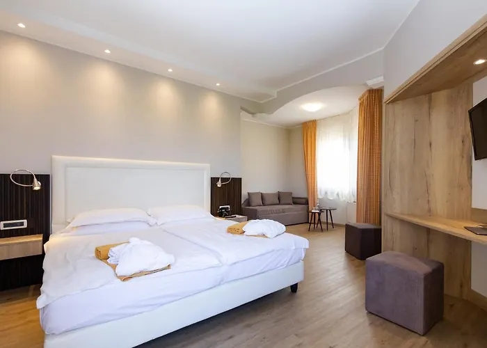 Terme Leonardo מלון 4*