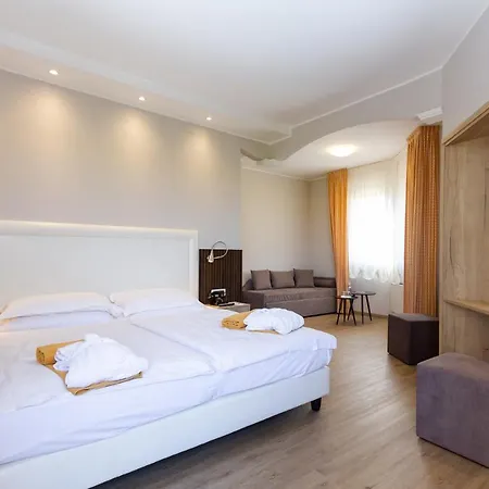 Terme Leonardo Hotell 4*